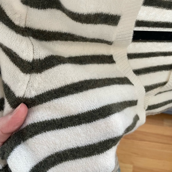 Madewell Wrap Sweater - Picture 2 of 2